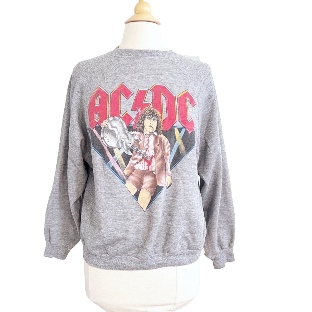 Vtg Very Rare AC/CD 1982 Britain Tour Hard Rock Gray Sweatshirt Made in USA 80s